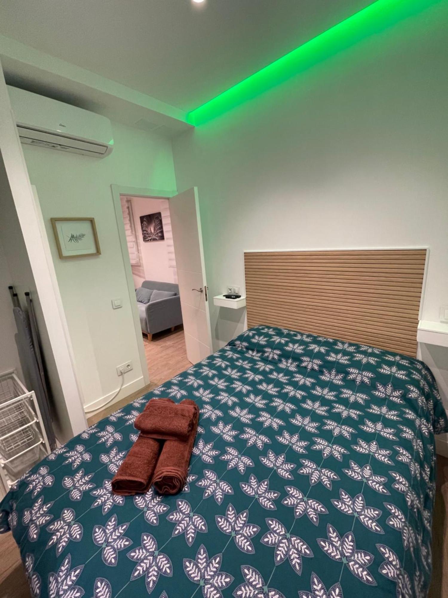 Cozy Apartment In Plaza Espana /Gran Via มาดริด ภายนอก รูปภาพ
